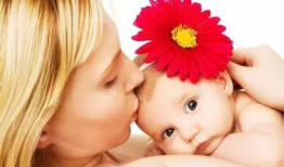 喂母乳视频,宝宝与妈妈的温馨互动